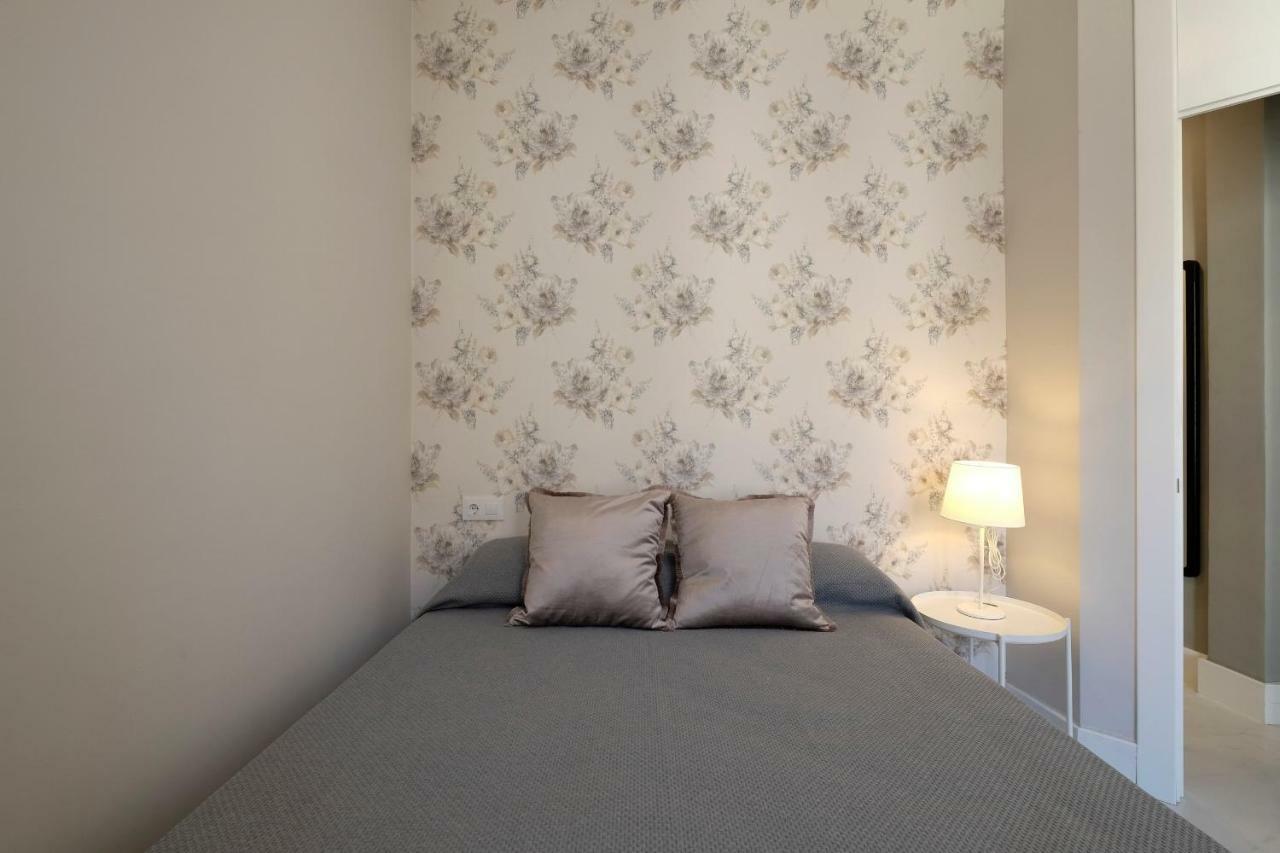 Tuguest Placeta De San Gil Apartments Гранада Екстериор снимка